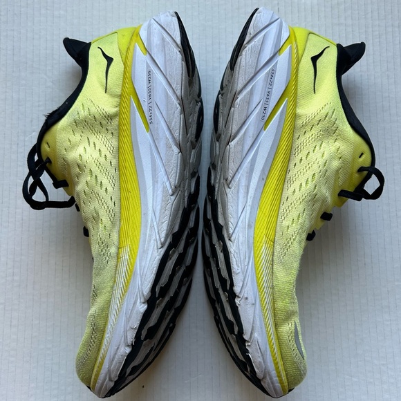 Hoka Clifton 8 Running Shoes - Picture 12 of 14